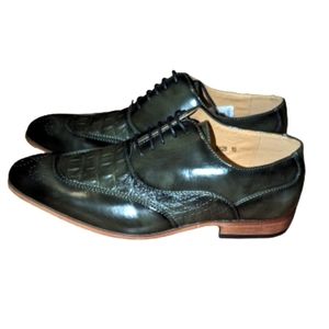Men's dress shoes